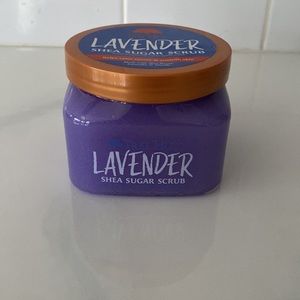 Tree hut scrub (lavender)